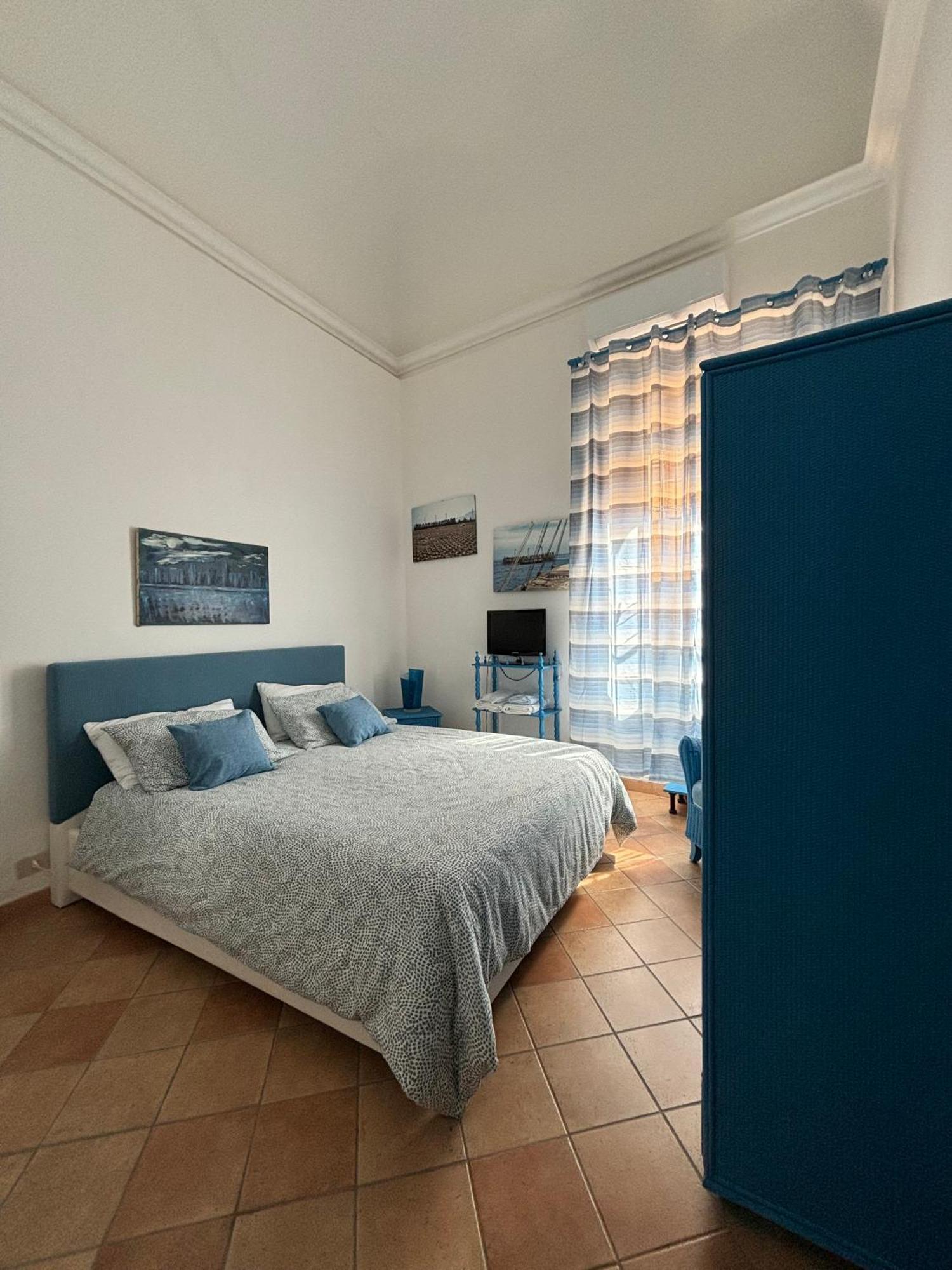 Casa Vacanze Penelope Trapani Esterno foto